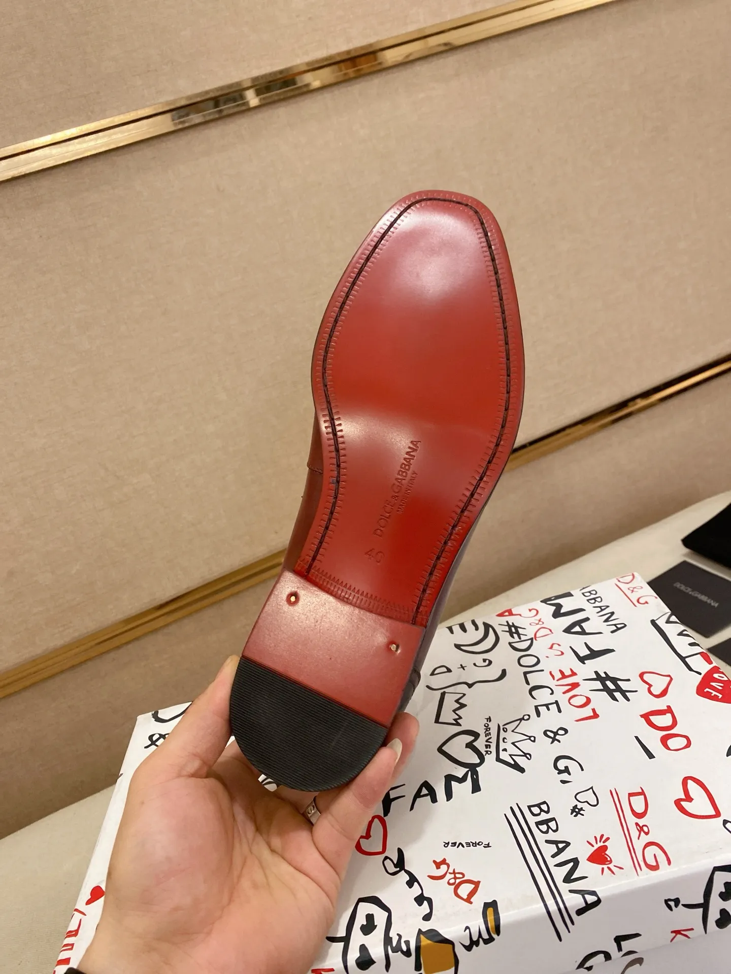 Men's clothing and shoes💰 520💰🌲DG top-notch🔍🔍men's new leather shoes🚹sold at the same time⚠The uppers are imported cowhide from Italy, the entire imported cowhide lining, and imported accessories💪💪, completely 1⃣️ vs. 1⃣️🇮🇹 💪💪, ⚠Sole: The original sole is specially provided by the original factory, the exclusive movable molded sole is super comfortable, ⚠Original factory follow-up goods, 🔍🔍high quality, can be entered and exited at will, welcome to compare ⚠Size number: 38-44. Can be customized 45 non-returnable
